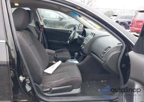 2011 Nissan Altima 2.5 S from USA, damaged, VIN 1N4AL2AP7BN475725